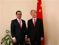 السفير الصيني في حوار مع الحرف 28 : موقع اليمن الممتاز يجعلها تتمتع بدور مهم في مشروع 