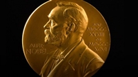 كيف تُمنح جوائز نوبل وما قيمتها المالية ومن هم الفائزون بها في 2021؟