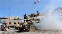 تجدد المواجهات العنيفة بين الجيش والحوثيين شرقي تعز 