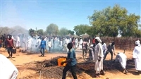 حرائق غامضة في السودان ... نيران عمودية خرجت من باطن الأرض والتهمت عشرات المنازل في دارفور.. ما السر؟