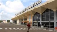 ترتيبات حكومية لإعادة بناء مدرج الهبوط والاقلاع في مطار عدن دولي