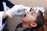 مارب.. تطعيم أكثر من 38 ألف طفل ضد الشلل في أول أيام حملة التطعيم