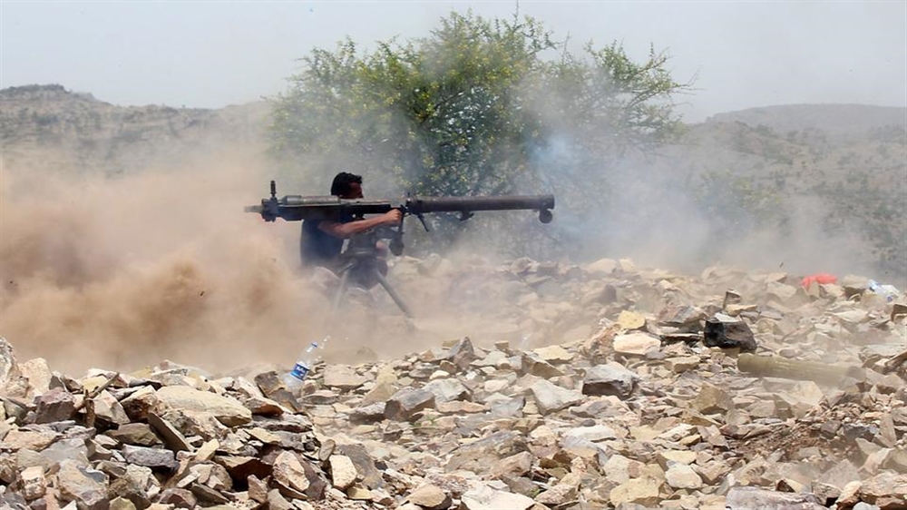 مقتل 32 حوثيا بينهم قيادي في مواجهات مع الجيش بالضالع