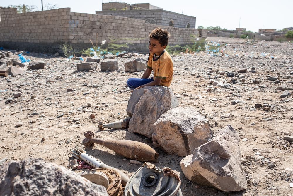 مقتل طفلين بانفجار لغم أرضي بمديرية "الزاهر" بالبيضاء
