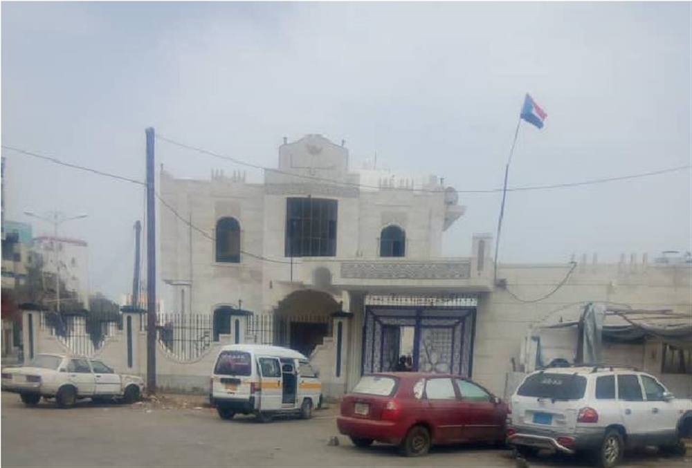 أنصار "الانتقالي الجنوبي" يغلقون مقر وكالة سبأ الحكومية في عدن