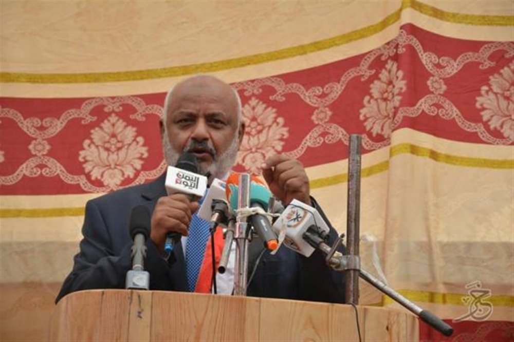 مسؤول حكومي: خبراء إيرانيين يديرون عمليات الحوثي من الحديدة