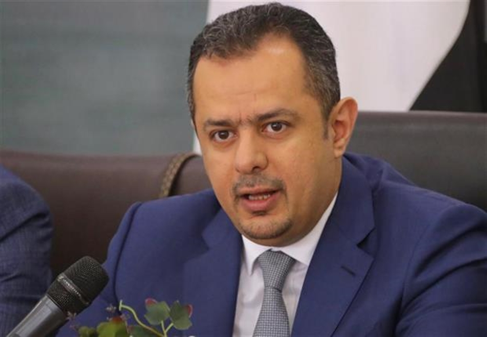 وزير في الشرعية يتهم رئيس الحكومة بـ"الانقلاب" على هادي