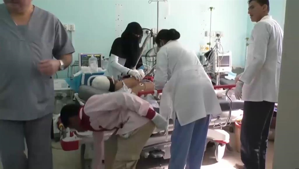 ارتفاع ضحايا الهجوم على معسكر في مأرب إلى 111 قتيلًا وعشرات الجرحى