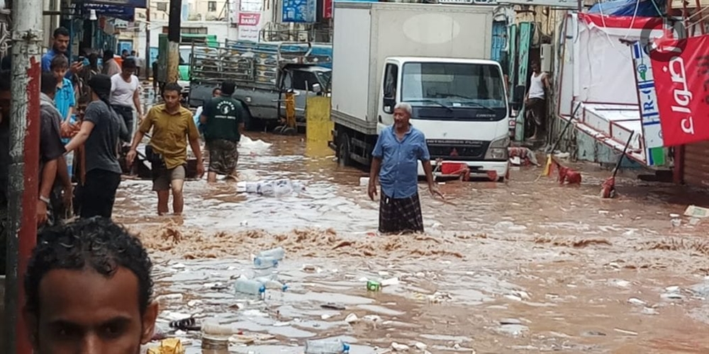 مسؤول محلي يحمّل الانتقالي مسؤولية معاناة أبناء عدن