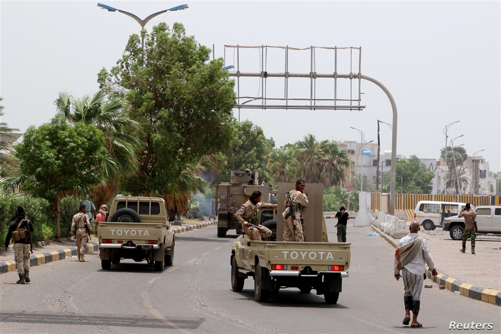 وزارة الداخلية تدين جريمة الاعتداء على مبناها في عدن ونهب محتوياته