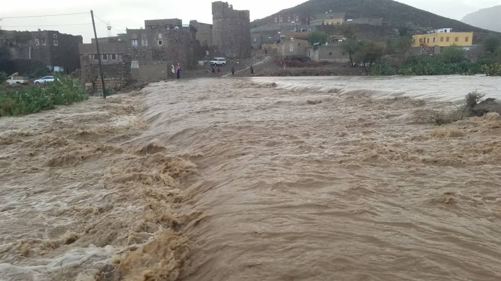 صنعاء: إصابة 3 أطفال في انهيار منزل جراء السيول