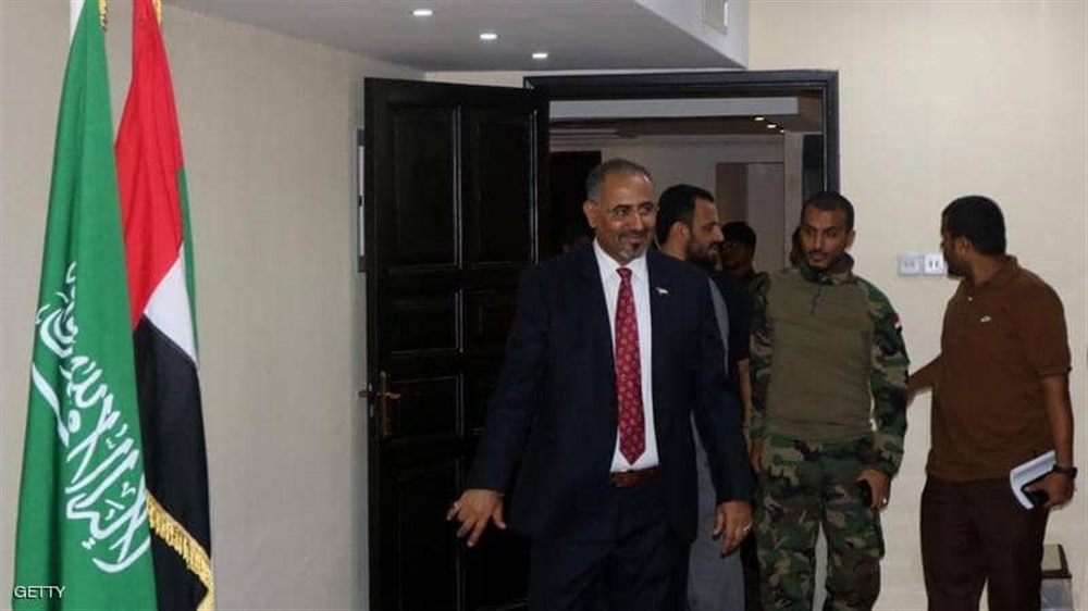 وصول الزبيدي إلى الرياض وسط توتر ميداني وعسكري في أبين