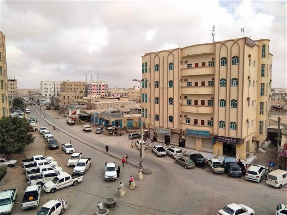 لمواجهة كورونا.. سلطات المهرة تفرض حظر تجوال جزئي بمديرية "شحن"