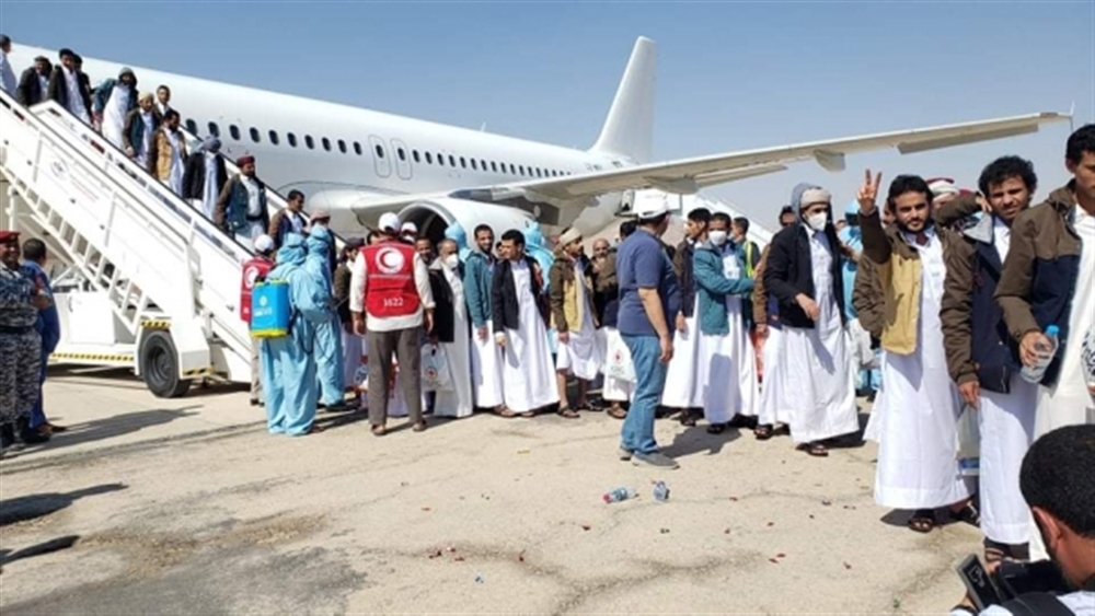 الحكومة: لن نكتفي بهذه الدفعة المفرج عنها من المختطفين