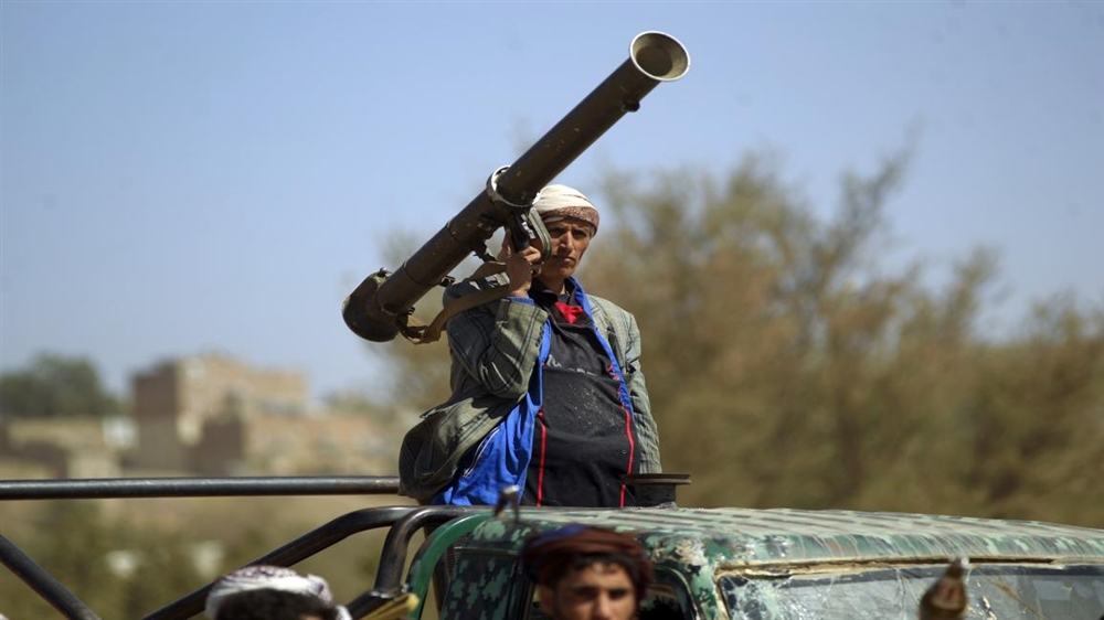 الجيش يعلن مقتل وإصابة 100 حوثي بمعارك شرقي صنعاء