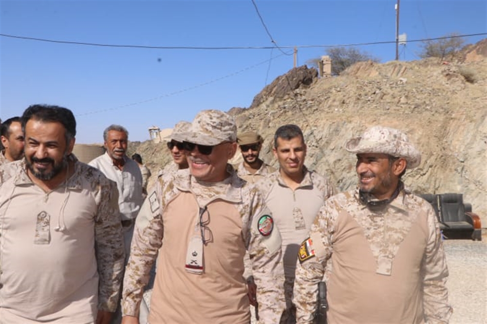 رئيس الأركان وقائد القوات السعودية يتفقدون محوري البيضاء وبيحان