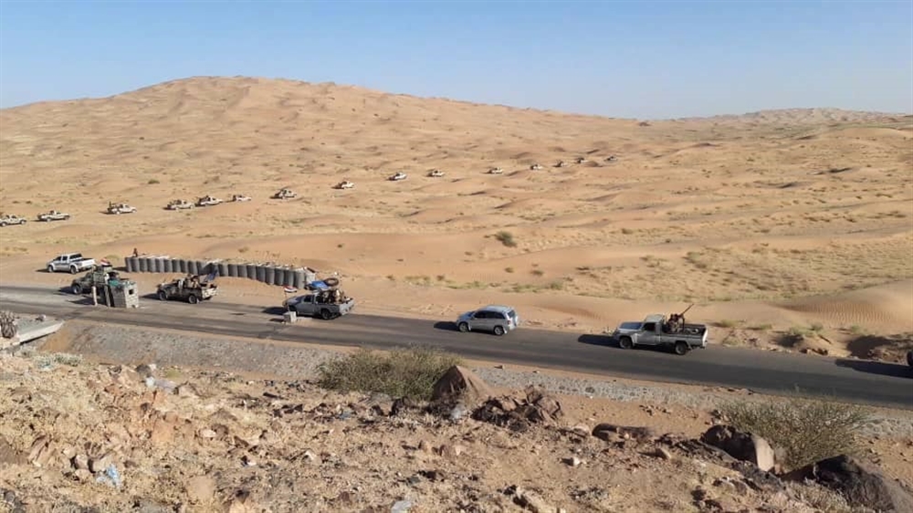 مصدر عسكري: قوات إماراتية في منشأة بلحاف بشبوة قصفت موقعا للجيش والأخير يرد باحتجاز عربة عسكرية