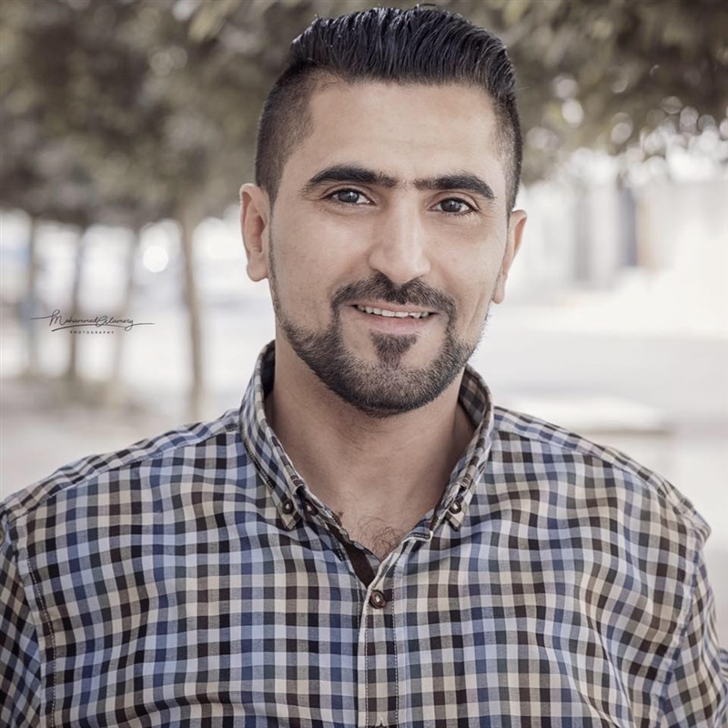 لم تفسر دوافع الجريمة ولا من يقف خلف العصابة..محكمة حوثية تحبس متهم بقتل الأغبري 6أشهر وإعدام آخرين