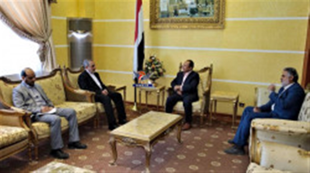 السفير الإيراني لدى مليشيا الحوثي يبحث نقل التجربة السياحية الإيرانية إلى اليمن
