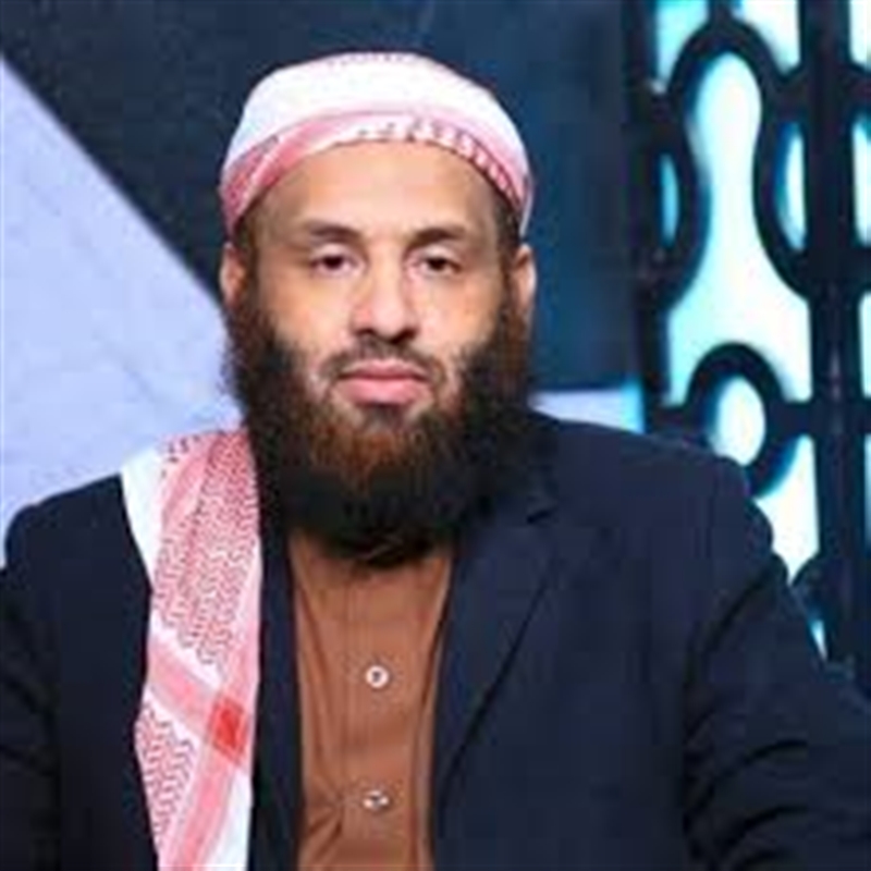 ناقش ترتيبات موسم الحج الجديد.. وزير الاوقاف يؤكد على تفعيل مبدأ الثواب والعقاب في العمل