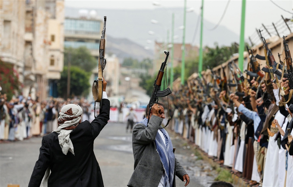 مجددًا.. الحكومة تطالب بإدراج الحوثيين ضمن قوائم الإرهاب