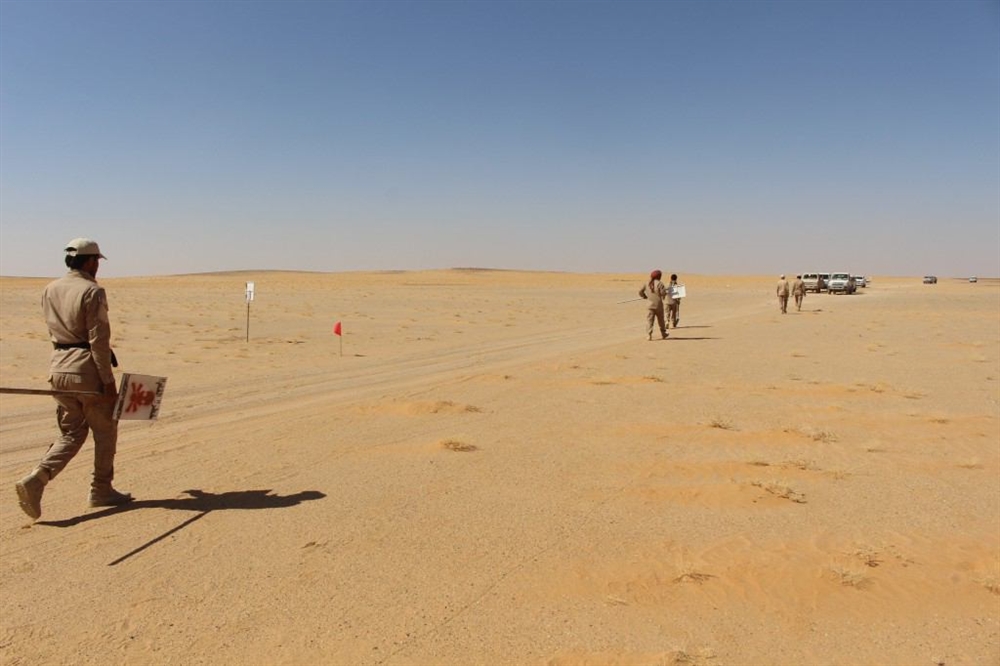 الجوف: تفكيك حقل للألغام زرعه الحوثيون على إمتداد سبعة كيلومتر
