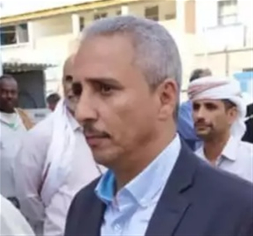 عدن.. مسلحون يختطفون مسئولا في شركة النفط