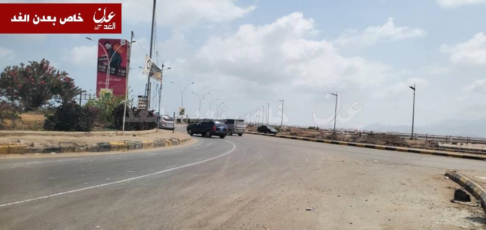 عدن... انفجار دراجة "مفخخة" في طريق رئيس