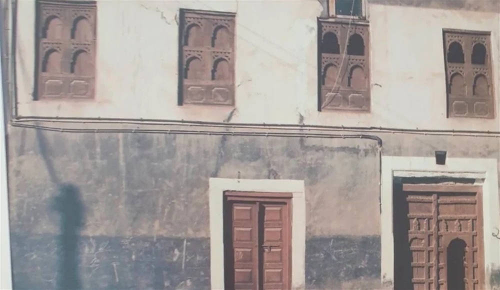 بعض القطع تعود إلى العصر الحميري... متحف تاريخي في إب يتعرض لنهب منظم