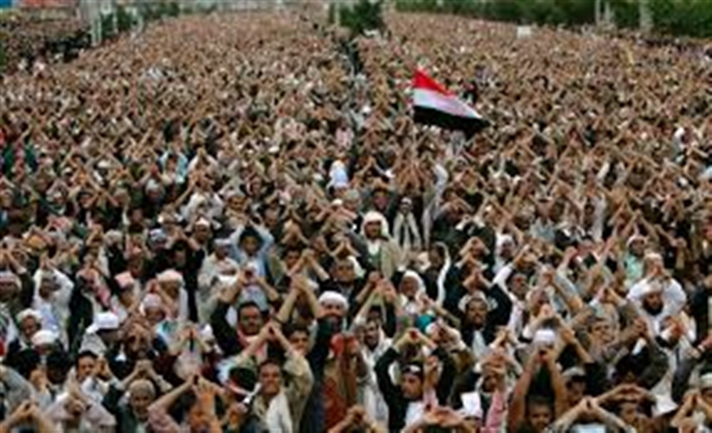 طالبت بإعادة فتح ملف "الانتهاكات ضد المتظاهرين" ... منظمة : مطالب اليمنيين بنظام عادل لا تزال تراوح مكانها منذ انطلاق ثورة فبراير