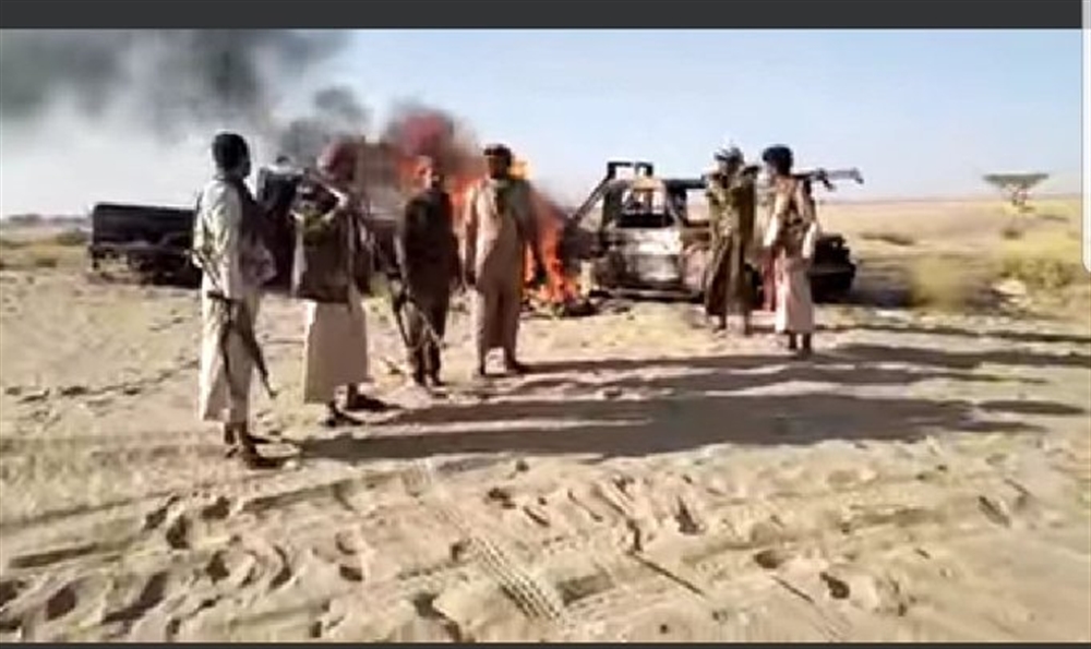 ناشطون ينشرون مقاطع مصورة لجثث حوثية في صحاري مأرب(فيديو)