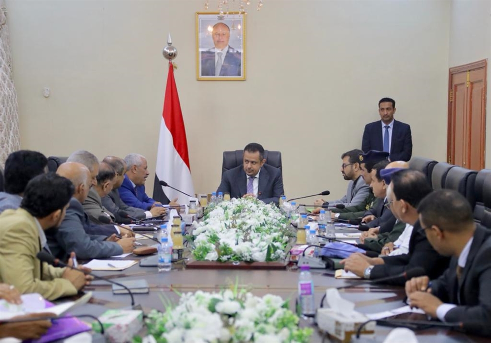 الحكومة تُقر خطة لضبط تحصيل إيرادات الموانئ