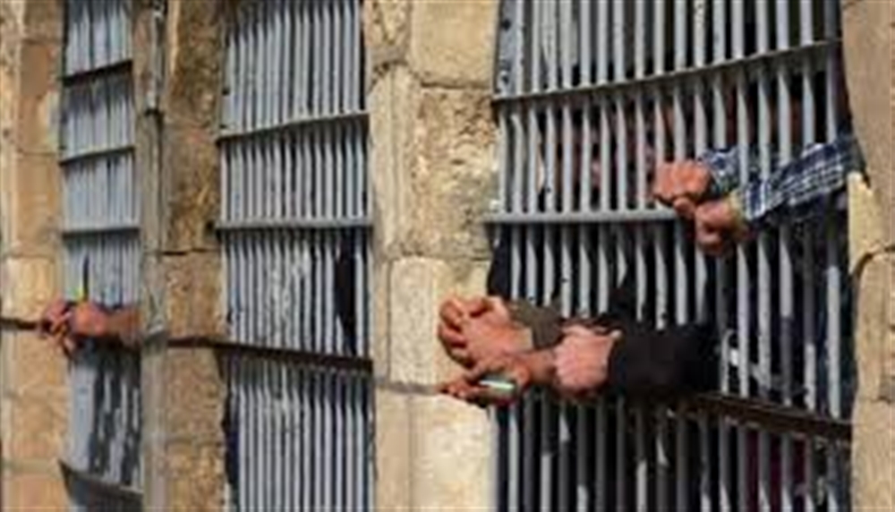 الحوثيون يفرجون عن سجينة بعد قرابة 3 سنوات من اختطافها