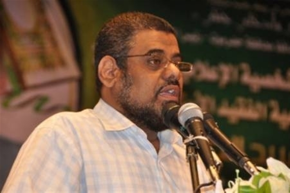 "التفاخر ببطولاته يكون بدفع مستحقاته"... "باصرة" يطالب الحكومة بصرف مرتبات الجيش الوطني