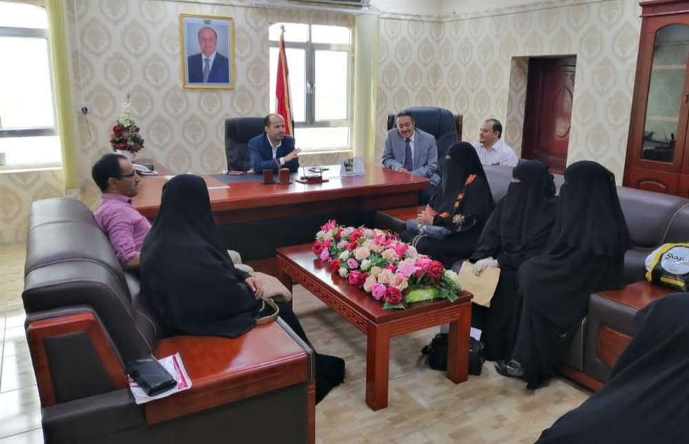 منظمة تسلم الحكومة كشوفات بأسماء المعتقلين والمخفيين قسرا وتطالبها بالتفاعل مع القضية