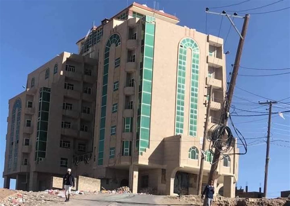مشرفون حوثيون بأمريكا يخيرون المغتربين بين دفع جبايات أو خطف أقاربهم في الداخل