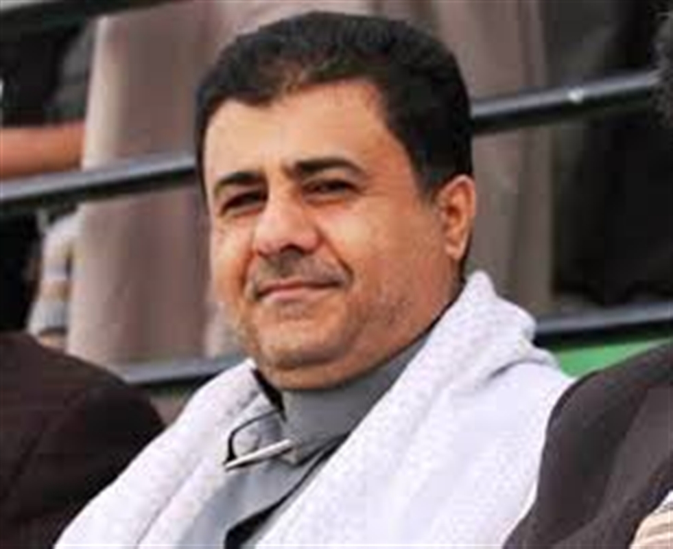 العيسي: معين عبدالملك تاجر، ويقدم تسهيلات لشركات تدفع ضرائبها للحوثيين