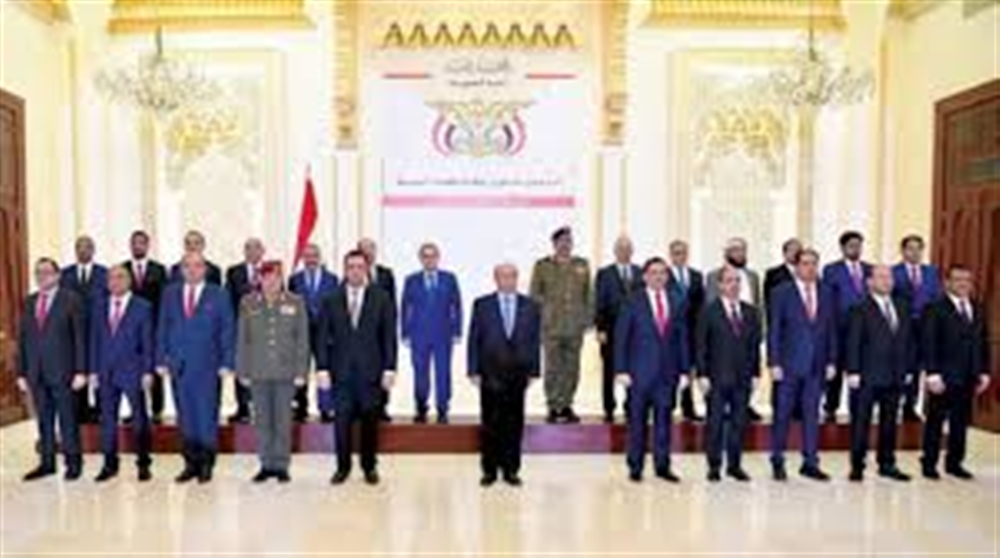 لهذا السبب غادر معظم وزراء الحكومة عدن بعد مغادرة رئيسهم