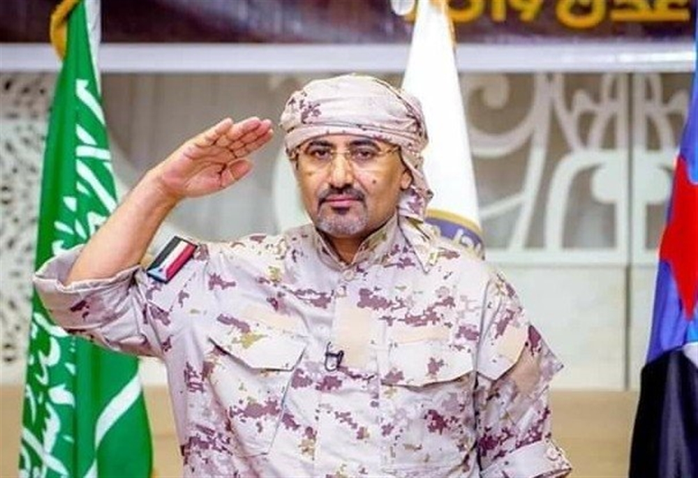 الزبيدي يتهم الحكومة بتعطيل اتفاق الرياض ويتوعد "المخربين"