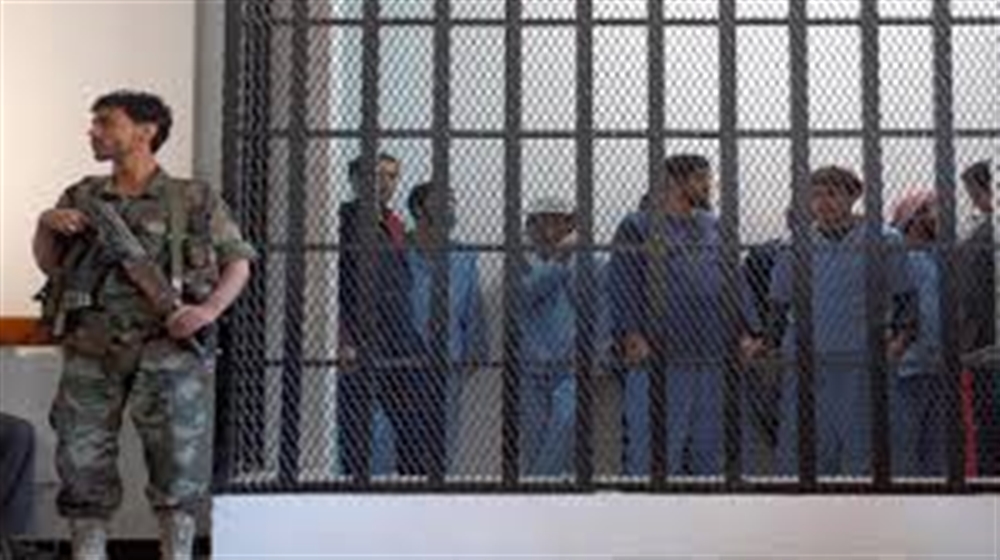 العفو الدولية: مليشيا الحوثي تعذب المختطفين وتحبسهم تعسفيا لسنوات ثم تنفيهم قسرياً فور الإفراج عنهم