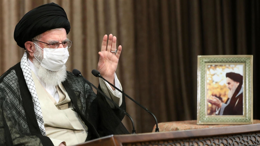 أمريكا تتجه لرفع العقوبات عن خامنئى وقطاعات مهمة عن اقتصاد طهران