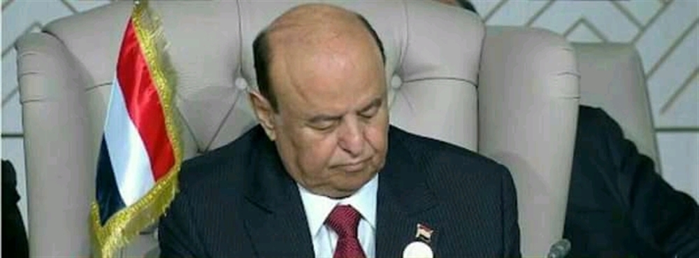 الرئيس يغادر الرياض إلى أمريكا للعلاج
