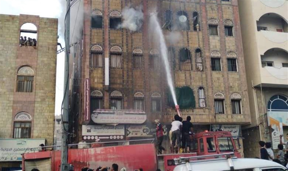 نشوب حريقين في مدينة تعز ومصادر توضح التفاصيل