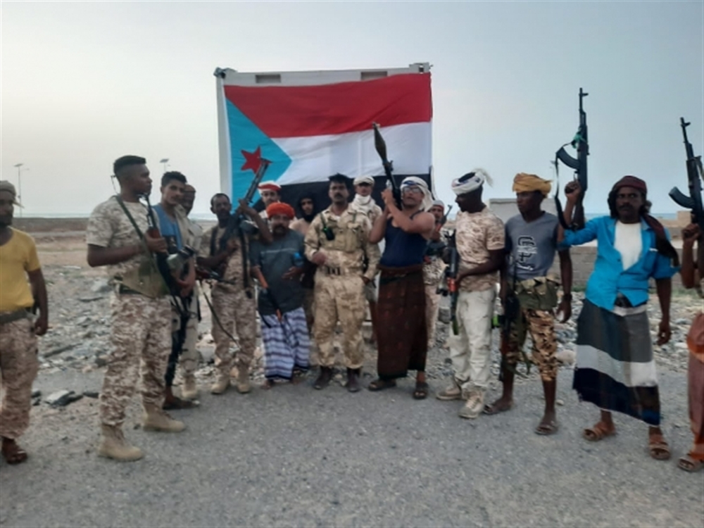 مصادر : توتر العلاقات بين السعودية والامارات يمتد الى سقطرى وهذا ما حدث اليوم هناك