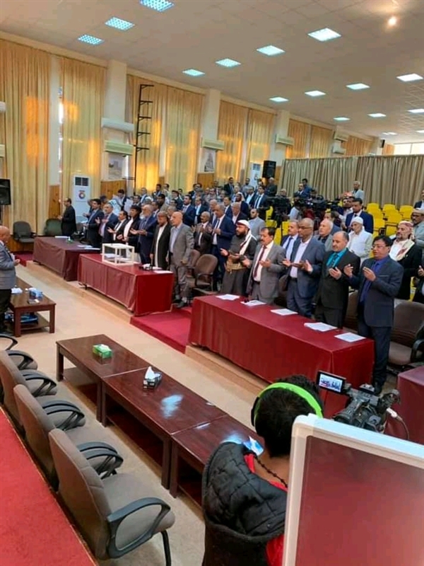 مليشيا الحوثي تستعد لنهب منازل وشركات وأموال 39 عضوا في مجلس النواب
