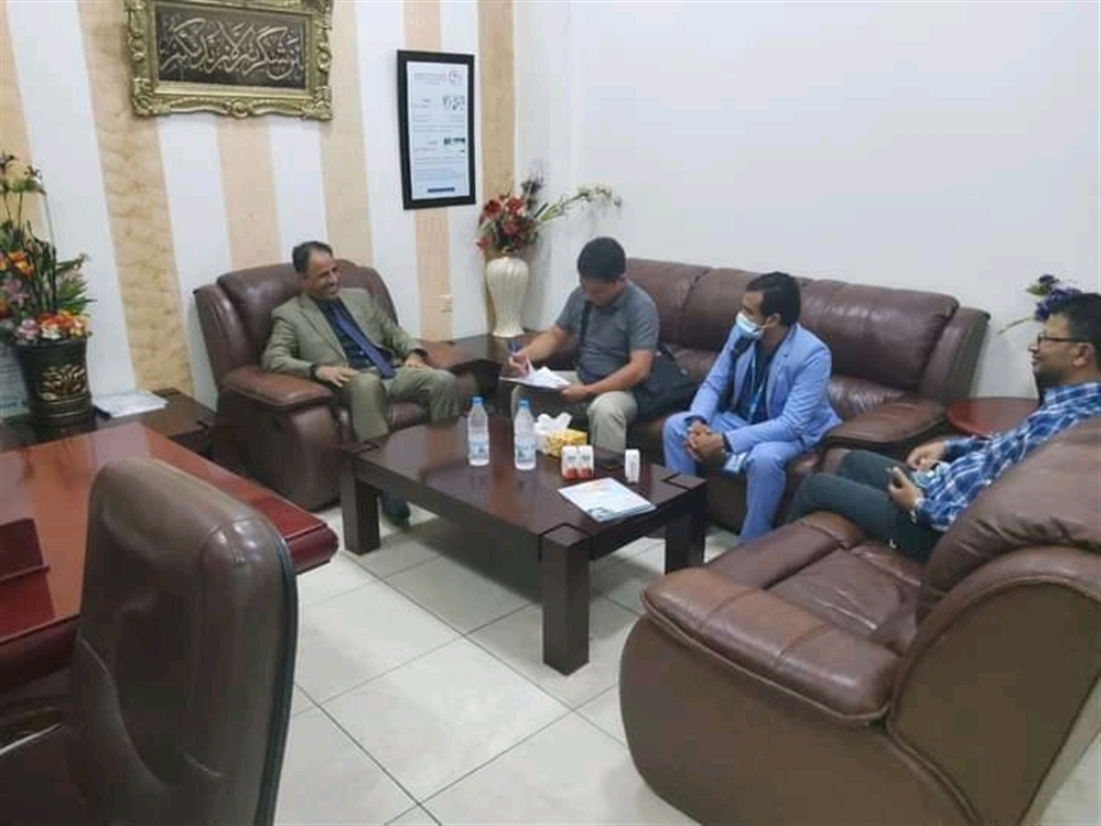 منظمة الصحة تمول مستشفى نهبه الحوثيون