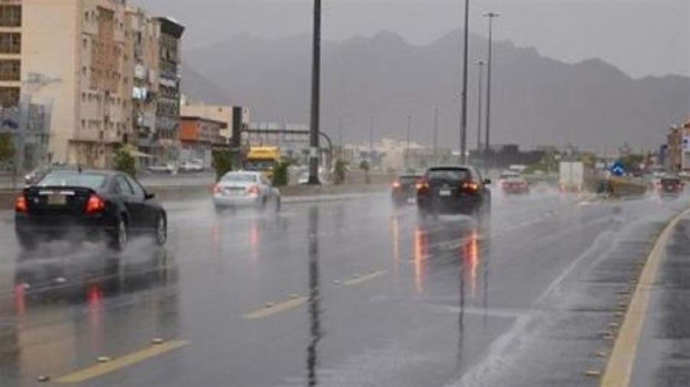 "الأرصاد" يتوقع هطول الأمطار على 15 محافظة