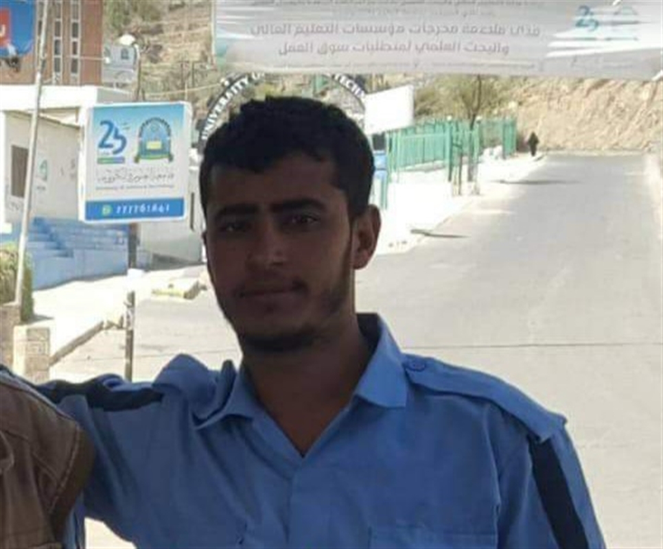 مسلح حوثي "صعداوي" يقتل رجل مرور في صنعاء لهذا السبب