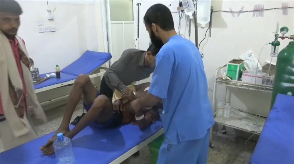 مصادر : قناص حوثي يستهدف مواطنا مدنيا في الحديدة