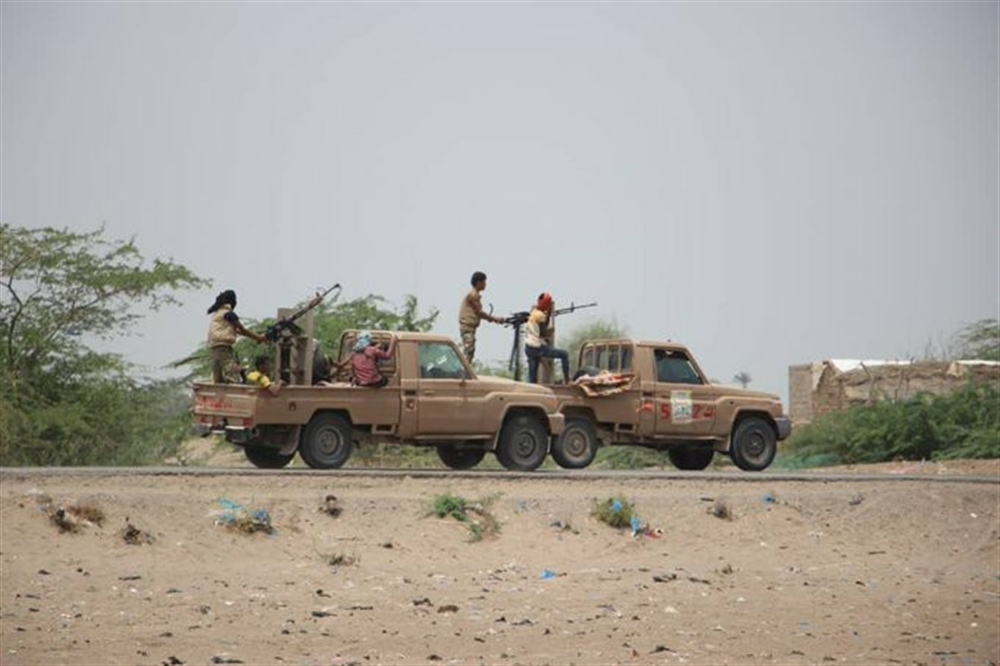 القوات المشتركة تنفي انسحابها من الحديدة وأنباء عن سيطرة الحوثيين على مجمع إخوان ثابت